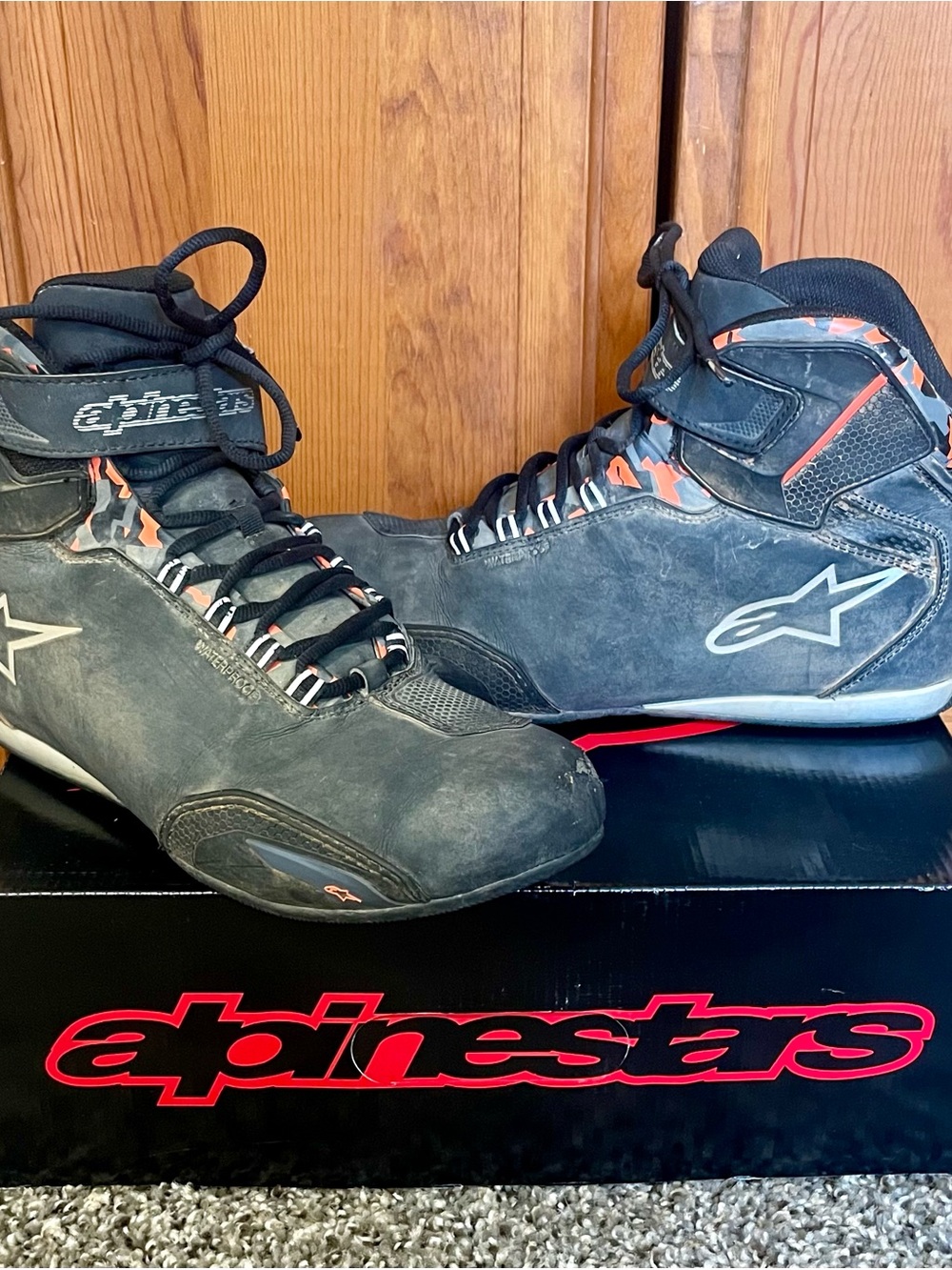 Alpinestars Men’s Black and Red Riding Boots Size Mens 9.5